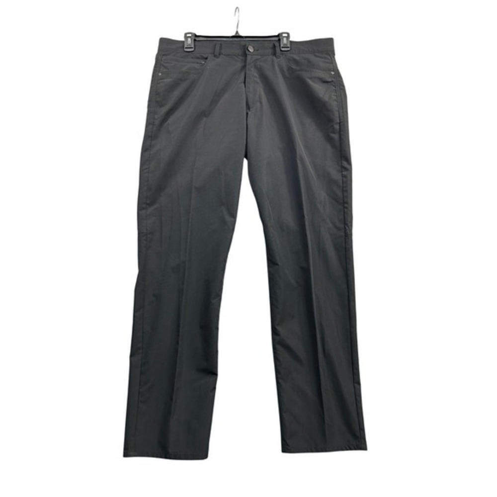 GH Bass Co Men's Black Flat Front Chino Pants Size 38x32 Golf Casual Classic Fit